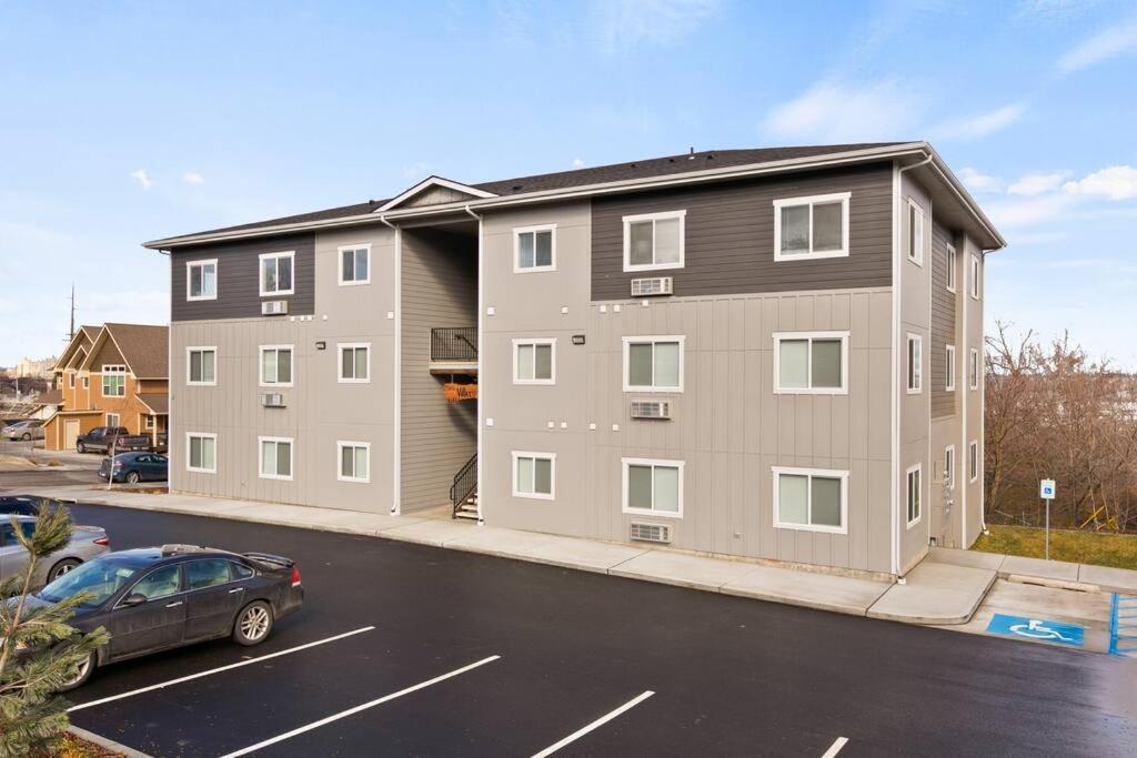 Spacious New 2 Bed 2 Bath Apt By Downtown Spokane Exterior foto