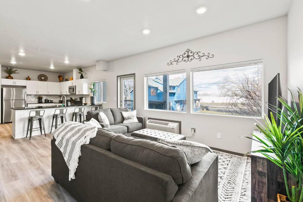 Spacious New 2 Bed 2 Bath Apt By Downtown Spokane Exterior foto